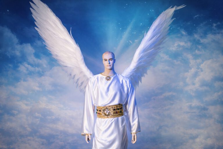 Exposición Rebelión de Lucifer del Museo Vida y Obra de Jesucristo