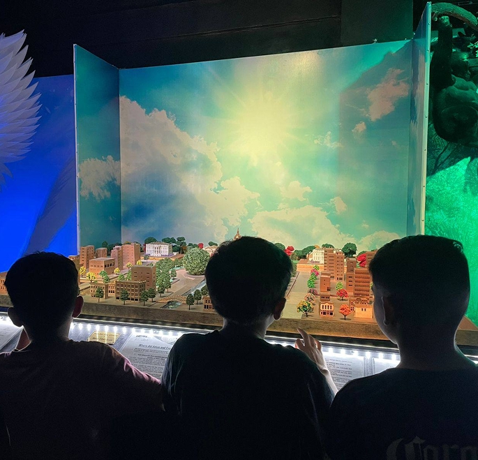 Visita de exposición creación de la humanidad del Museo Vida y Obra de Jesucristo